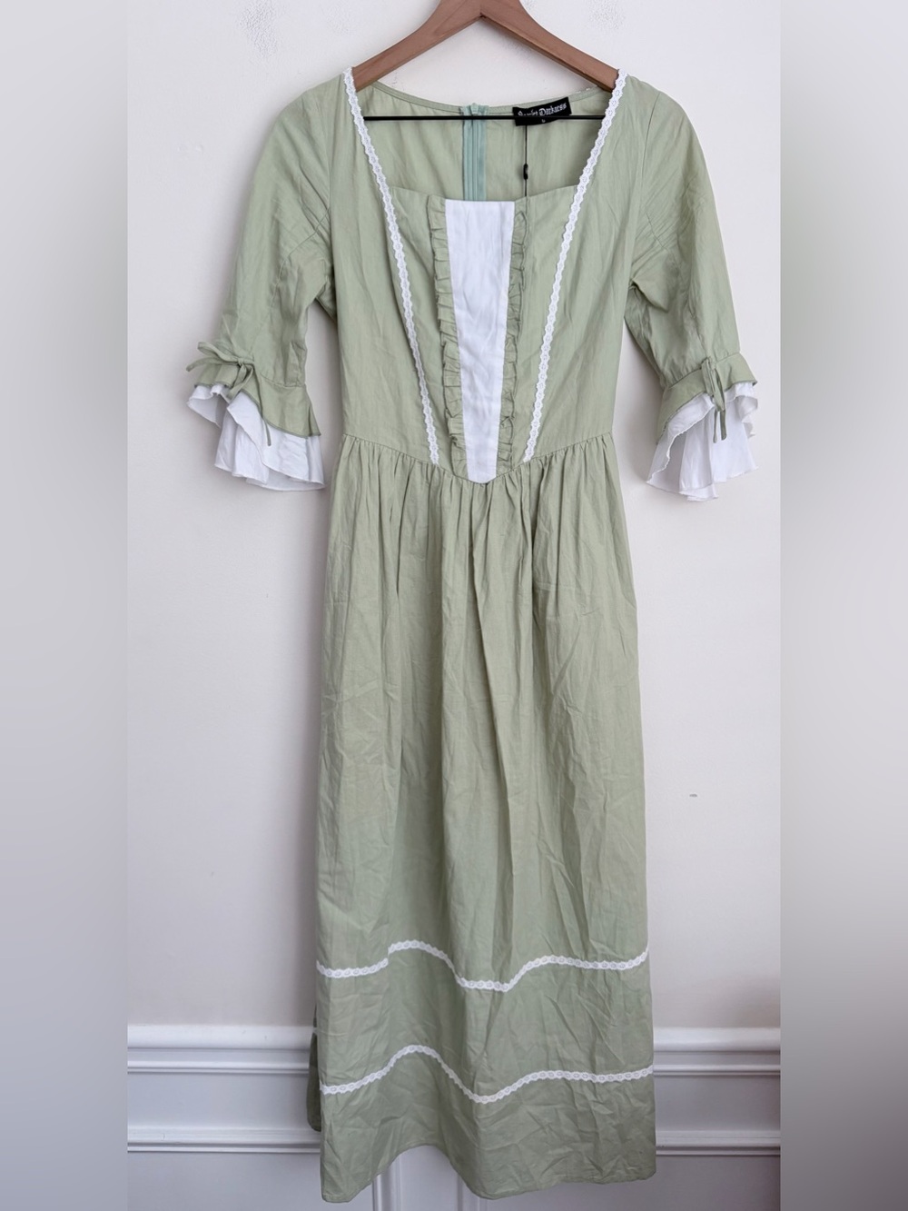Scarlet Darkness Pioneer Colonial Prairie Civil War Dress Victorian green